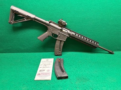 SMITH & WESSON M&P 15-22 .22 LR - Image 1 of 25