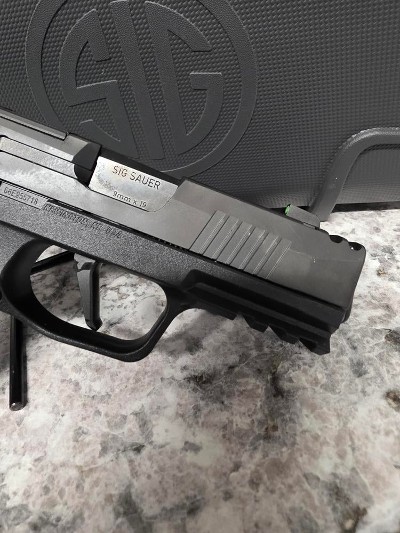 SIG SAUER P365X (COMP 10RD) 9MM LUGER (9x19 PARA) - Image 6 of 10