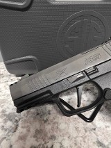 SIG SAUER P365X (COMP 10RD) 9MM LUGER (9x19 PARA) - Image 3 of 10