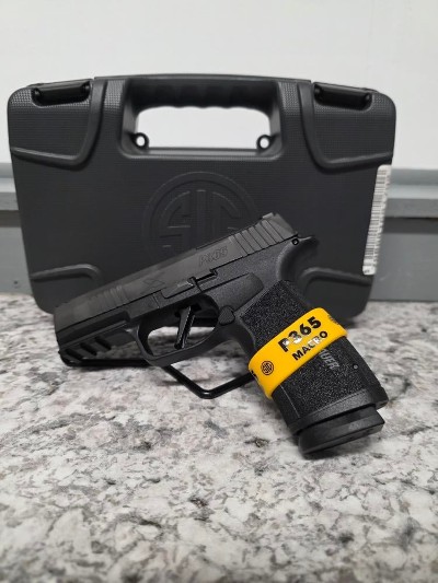 SIG SAUER P365X (COMP 10RD) 9MM LUGER (9x19 PARA) - Image 2 of 10