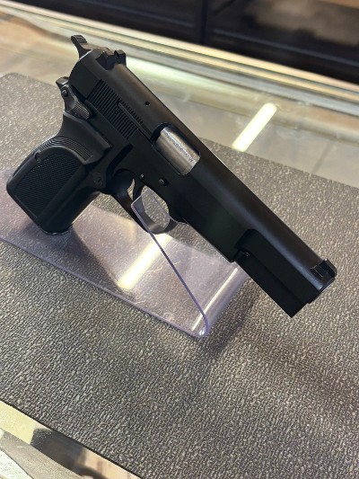 BROWNING HI-POWER STANDARD .40 S&W - Image 1 of 10