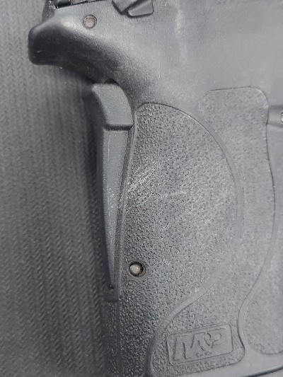 SMITH & WESSON M&P 380 SHIELD EZ .380 ACP - Image 6 of 8