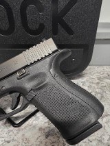GLOCK 23 GEN 5 (PA235S203) 40 Smith & Wesson - Image 3 of 8