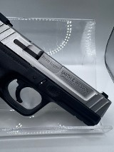 SMITH & WESSON SD9 VE .9mm - Image 6 of 10