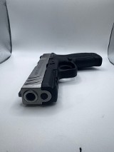 SMITH & WESSON SD9 VE .9mm - Image 9 of 10