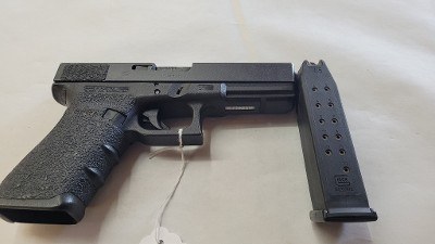 GLOCK 21 .45 ACP - Image 2 of 3