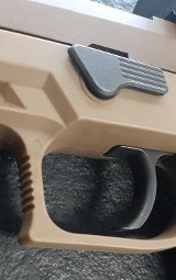 SIG SAUER M17 9MM LUGER (9x19 PARA) - Image 6 of 12