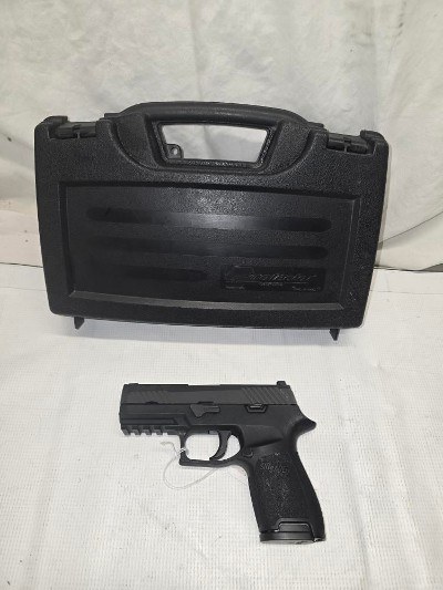 SIG SAUER P320 9MM LUGER (9x19 PARA) - Image 1 of 11