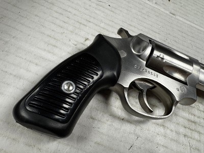 RUGER SP101 .357 MAG - Image 6 of 7