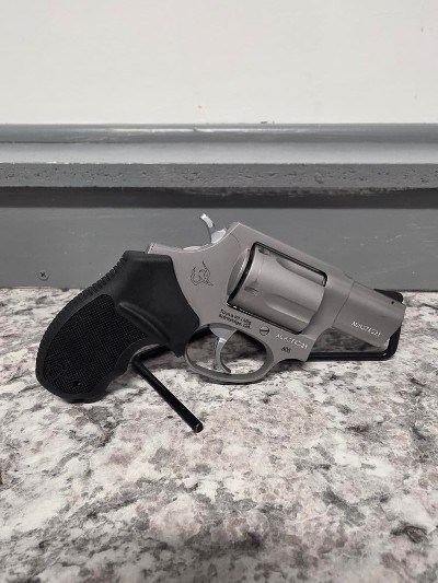 TAURUS 605 .357 MAG - Image 4 of 7