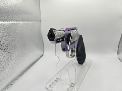 CHARTER ARMS LAVENDER LADY UNDERCOVER LITE .38 SPL - Image 6 of 11