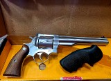 RUGER REDHAWK .44 MAGNUM - Image 1 of 2