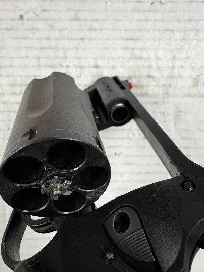 TAURUS JUDGE PUBLIC DEFENDER POLYMER .45 LC/.410 GA - Image 7 of 8