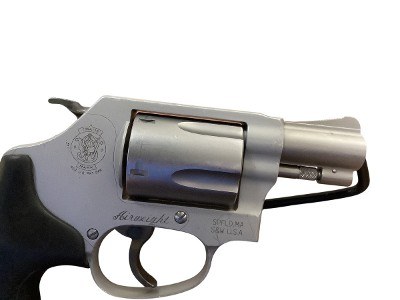 SMITH & WESSON 637-2 AIRWEIGHT .38 SPL - Image 4 of 6