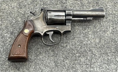 SMITH & WESSON MODEL 10 .38 S&W - Image 1 of 10