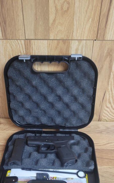 GLOCK 42 .380 ACP - Image 4 of 4