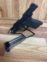 SMITH & WESSON m&p 40 shield peformance center .40 S&W - Image 1 of 6