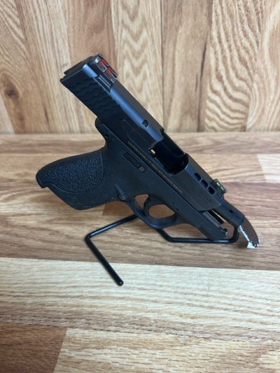 SMITH & WESSON m&p 40 shield peformance center .40 S&W - Image 6 of 6