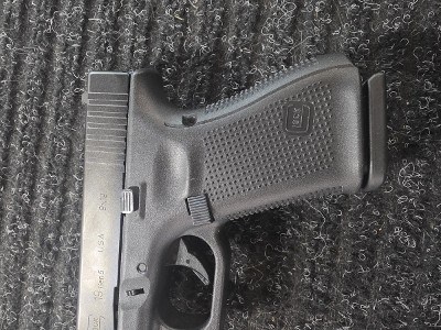 GLOCK 19 Gen 5 9MM LUGER (9x19 PARA) - Image 4 of 7
