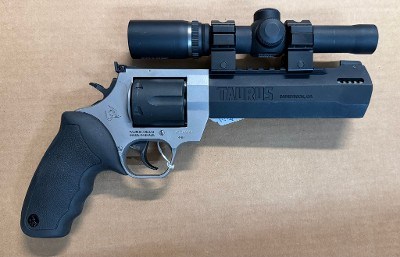 TAURUS RAGING HUNTER .44 MAG/.44 SPL - Image 1 of 2