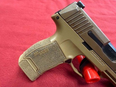 SIG SAUER P365 9MM NRA LIPSEY&sbquo;S SPECIAL EDITION COYOTE 9MM LUGER (9x19 PARA) - Image 3 of 7