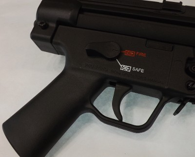 HECKLER & KOCH MP5 PISTOL 22LR .22 LR - Image 7 of 17