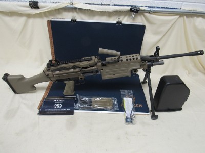 FN M249S 5.56X45MM NATO - Image 1 of 5