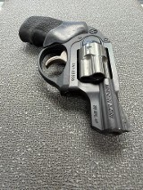 RUGER LCR .38 SPL - Image 3 of 9