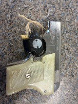 SMITH & WESSON 61-2 .22 LR - Image 1 of 3