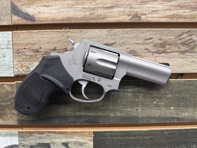TAURUS 856 .38 SPL - Image 2 of 6