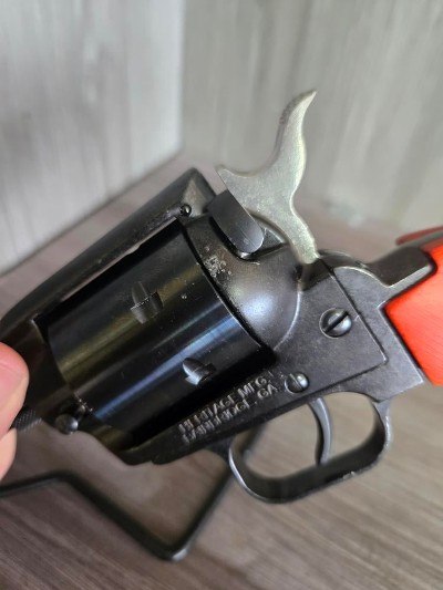 HERITAGE MFG. ROUGH RIDER .22 WMR - Image 7 of 7