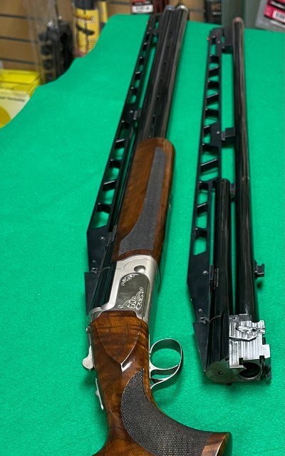 TRISTAR ARMS INC. TT-15 12 GA - Image 1 of 9