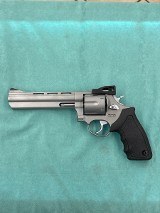 TAURUS MODEL 44 (M44-6SS) .44 MAGNUM - Image 3 of 11