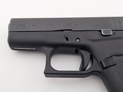 GLOCK 42 .380 ACP - Image 5 of 5