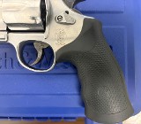 SMITH & WESSON 629 CLASSIC .44 MAGNUM - Image 3 of 6