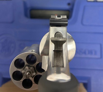 SMITH & WESSON 629 CLASSIC .44 MAGNUM - Image 6 of 6
