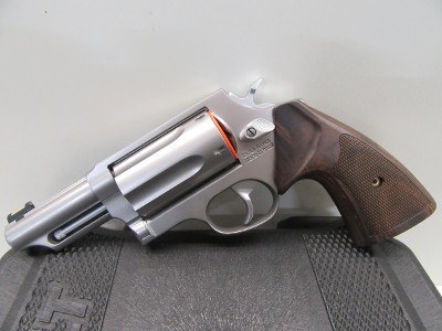 TAURUS JUDGE EXECUTIVE 45 COLT/410 - Image 1 of 15