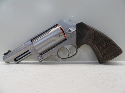 TAURUS JUDGE EXECUTIVE 45 COLT/410 - Image 2 of 15
