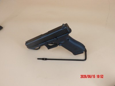GLOCK 17 GEN 5 9MM LUGER (9x19 PARA) - Image 1 of 4