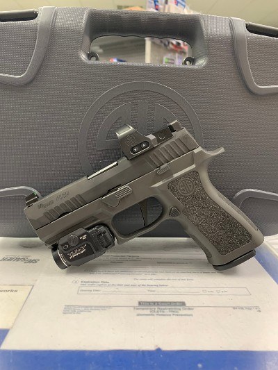 SIG SAUER P320 PRO 9MM LUGER (9x19 PARA) - Image 1 of 6