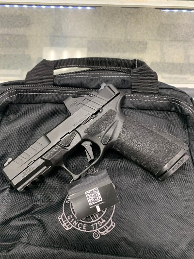 SPRINGFIELD ARMORY ECHELON GEAR PAC - Image 6 of 6