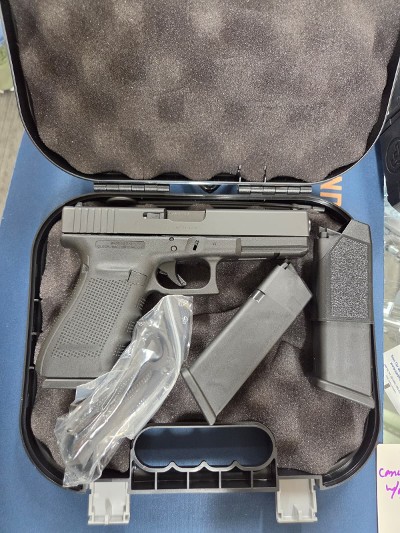 GLOCK G21 .45 ACP - Image 1 of 3