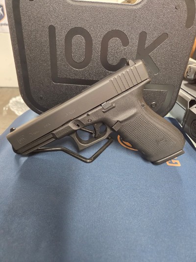 GLOCK G21 .45 ACP - Image 2 of 3