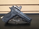 SMITH & WESSON M&P40 .40 S&W - Image 6 of 12