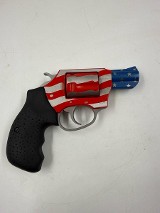 CHARTER ARMS UNDERCOVER OLD GLORY .38 SC - Image 4 of 8