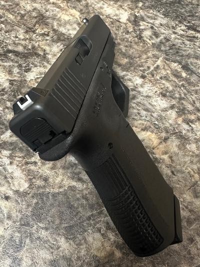 GLOCK 19 9MM LUGER (9x19 PARA) - Image 3 of 5