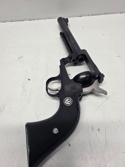 RUGER BLACKHAWK .41 REM MAG - Image 4 of 6