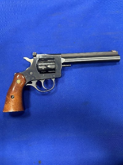 NEW ENGLAND FIREARMS CO. R92 .22 LR - Image 1 of 5