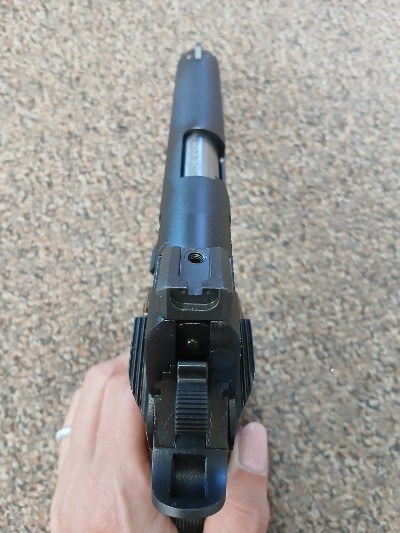 ROCK ISLAND ARMORY M1911 A1 .45 ACP - Image 5 of 9