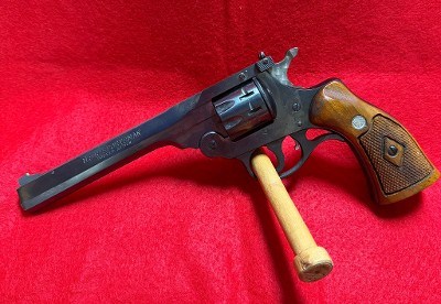 H&R Sportsman.22 LR - Image 1 of 6